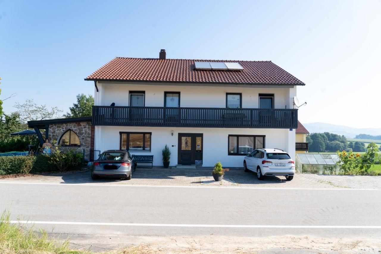 Ferienwohnung Im Idyll 1 Hengersberg Zewnętrze zdjęcie